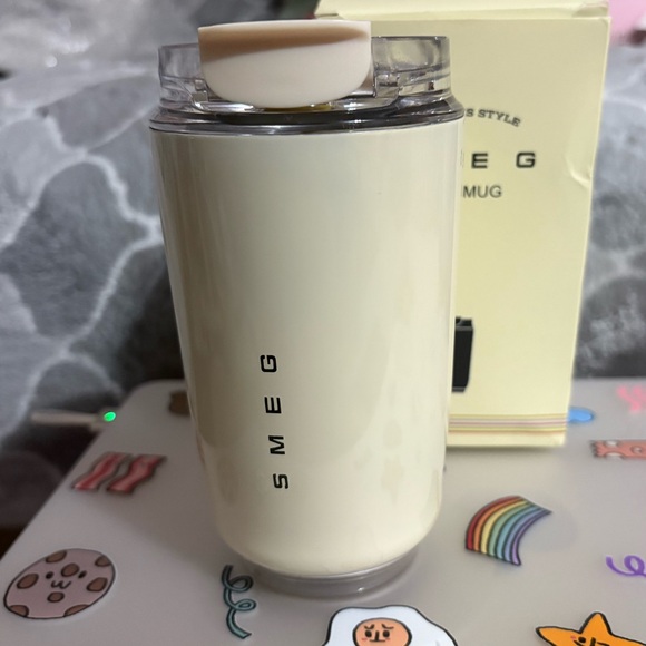 Smeg Travel Mug To Go Insulated Cup - Picture 1 of 1